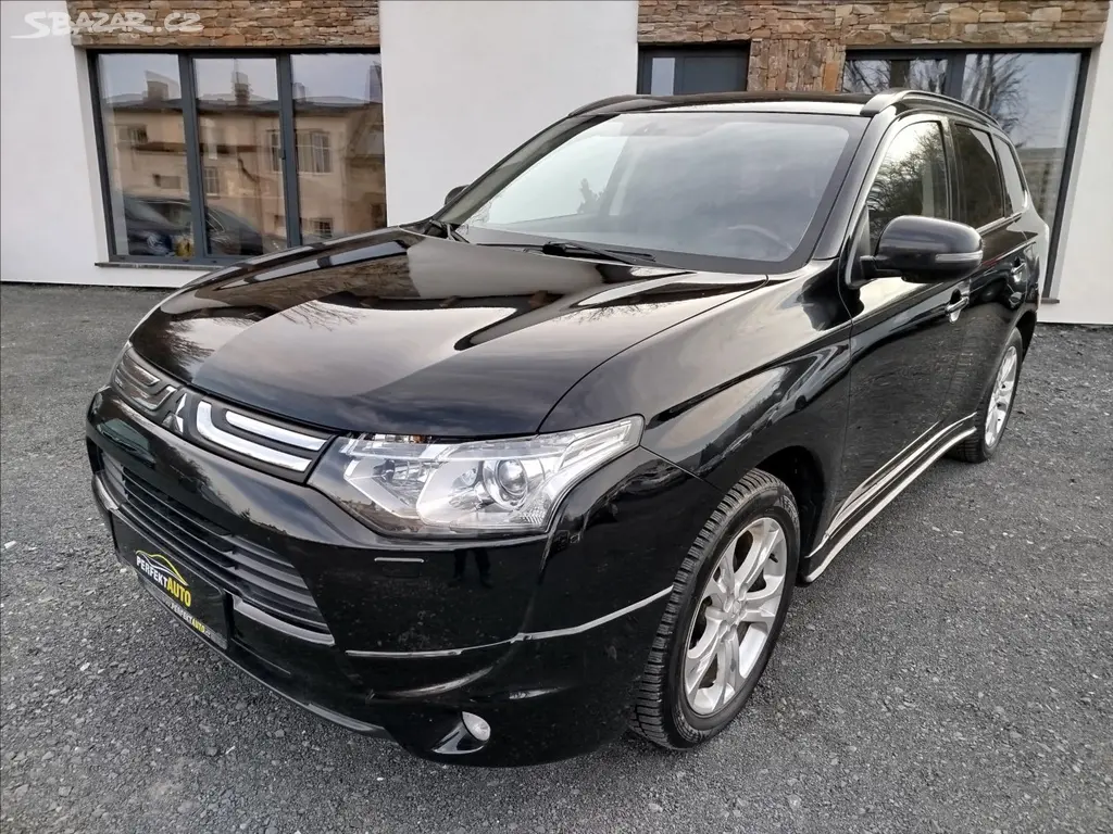 Mitsubishi Outlander, 2,3 D 110kW, AUTOMAT, 7-MÍST